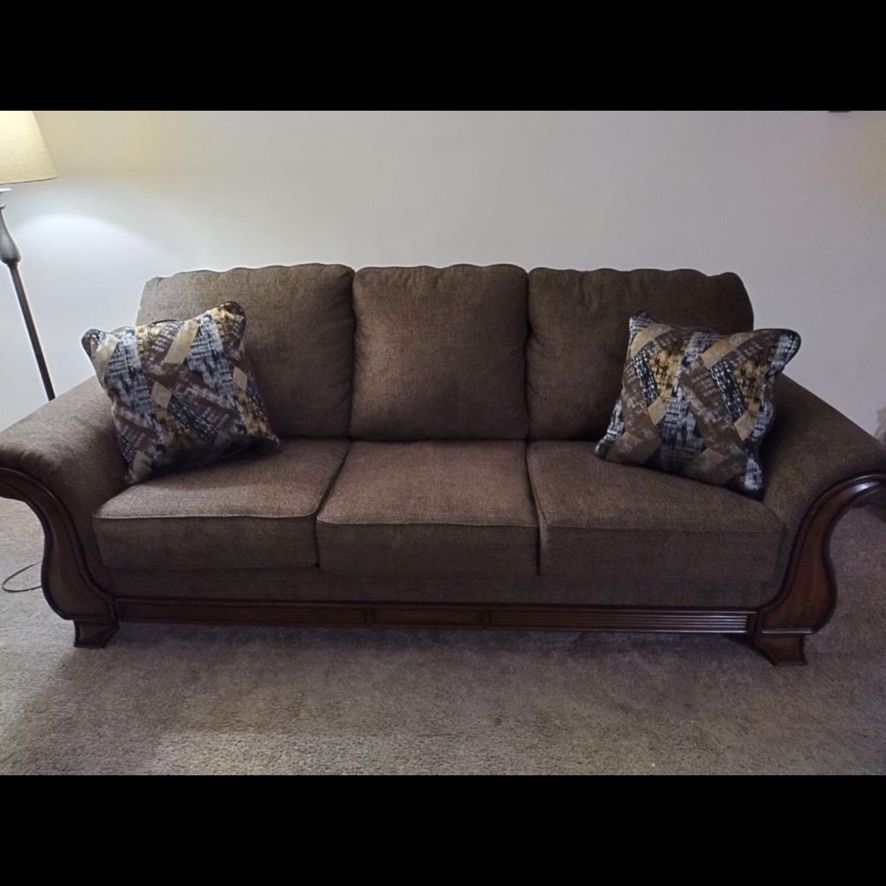 Sofa Set For Sale!!!