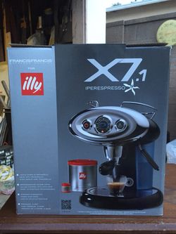 Illy Expresso Machine by Francis Francis