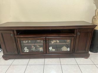 Wooden Tv/ Media console