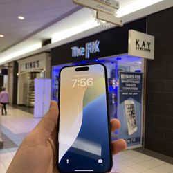 iPhone 15 128 GB UNLOCKED 