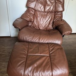 Leather Recliner W Foot Stool 