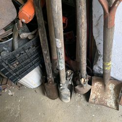  3Posthole Diggers