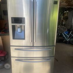 Samsung refrigerator 