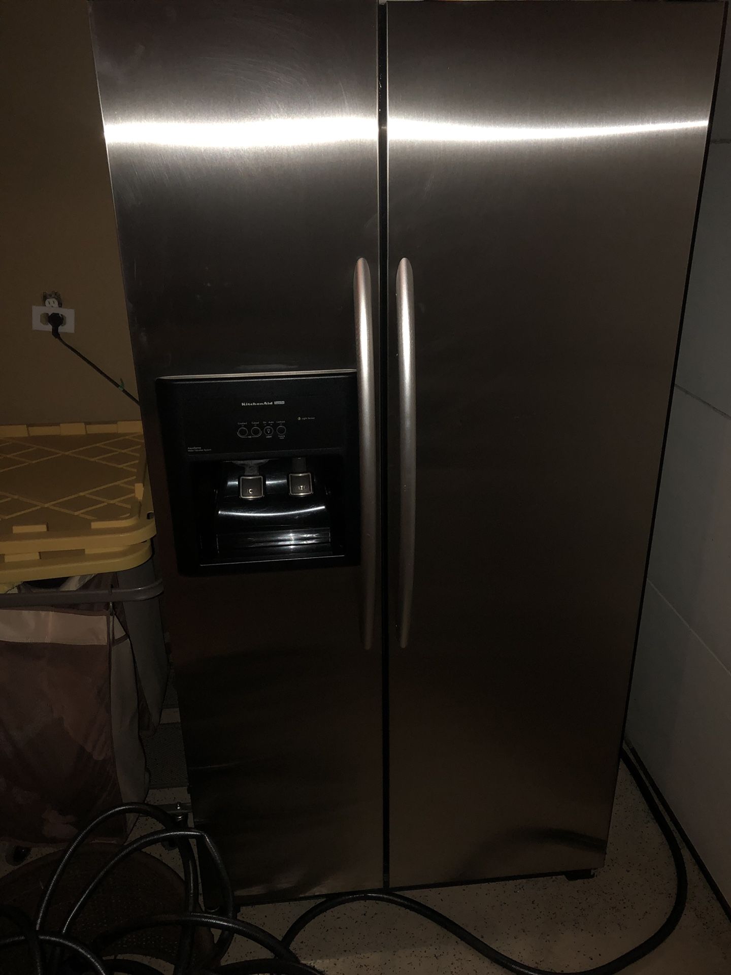 Icebox need to sell fast