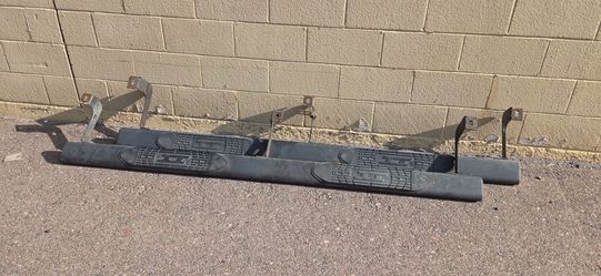 Chevy 2500 HD running boards.