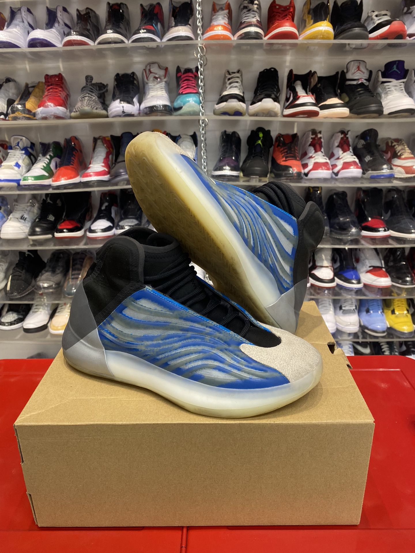 Adidas Yeezy Quantum Frozen Blue 2020
