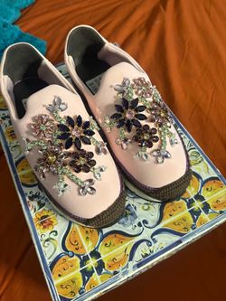 Dolce & Gabbana Pink Floral Crystal Slip-On Sneakers – EU Size 35
