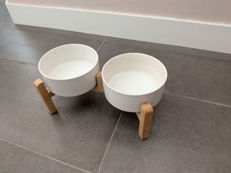 Dog bowl set
