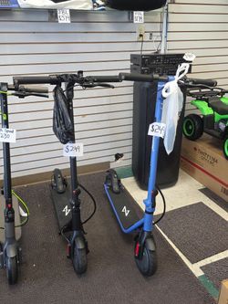 Electric scooters high speed, long range with left right turn signals  3 speed options