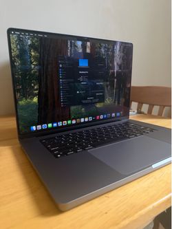 2023 16 inch Macbook Pro M2 Max 64GB 1TB SSD