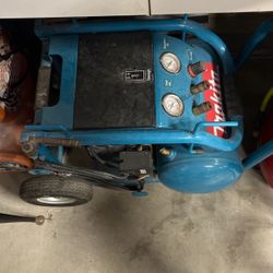 Makita Air Compressor