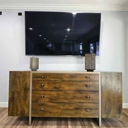 High end console table/sideboard wine cabinet drawers oak wood