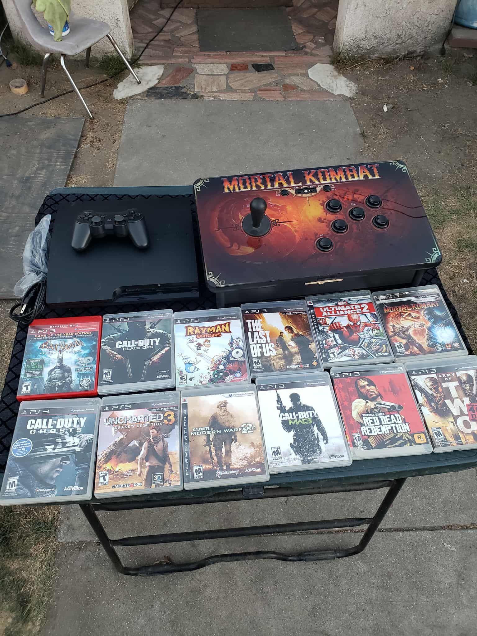 10 Great Games Of Playstation 3 With Mortal Kombat Limited edition tournaments arcade as well PS3 Slim 500GB with 1 Conteoller as combo $520! All work