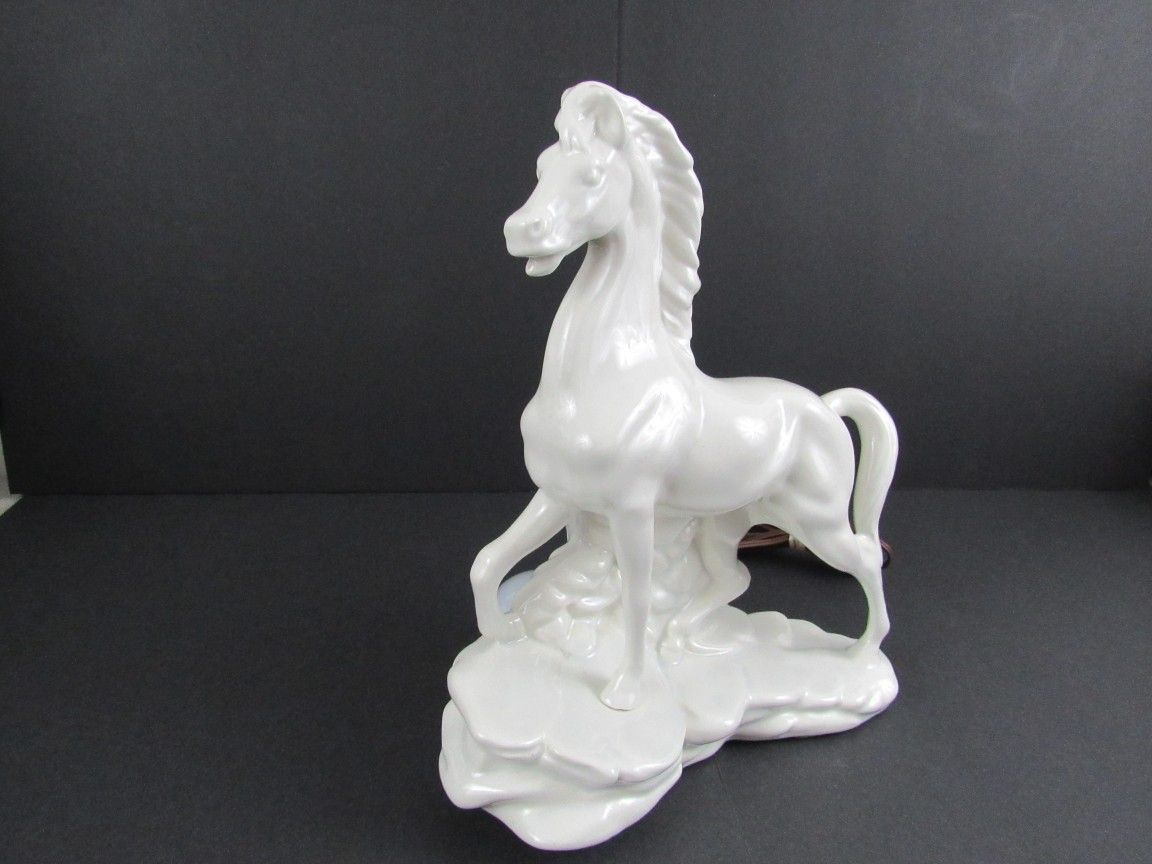 Vintage Mid Century White Porcelain Stallion Horse Table Lamp 13" Tall


