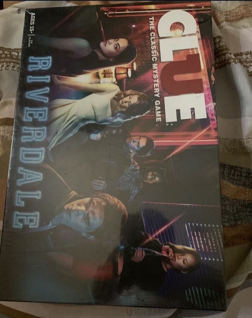clue mystery game riverdale hot topic ex brand new 