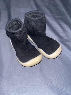 Sock shoes infant