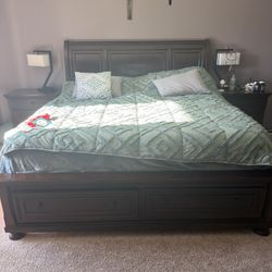 Bedroom Set. Mattress Not Included 