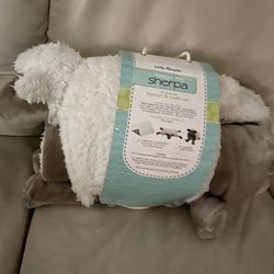 Snuggle Me Sherpa Blanket/ Pillow Set