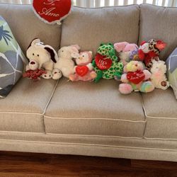 VALENTINE & EASTER BUNNIES
