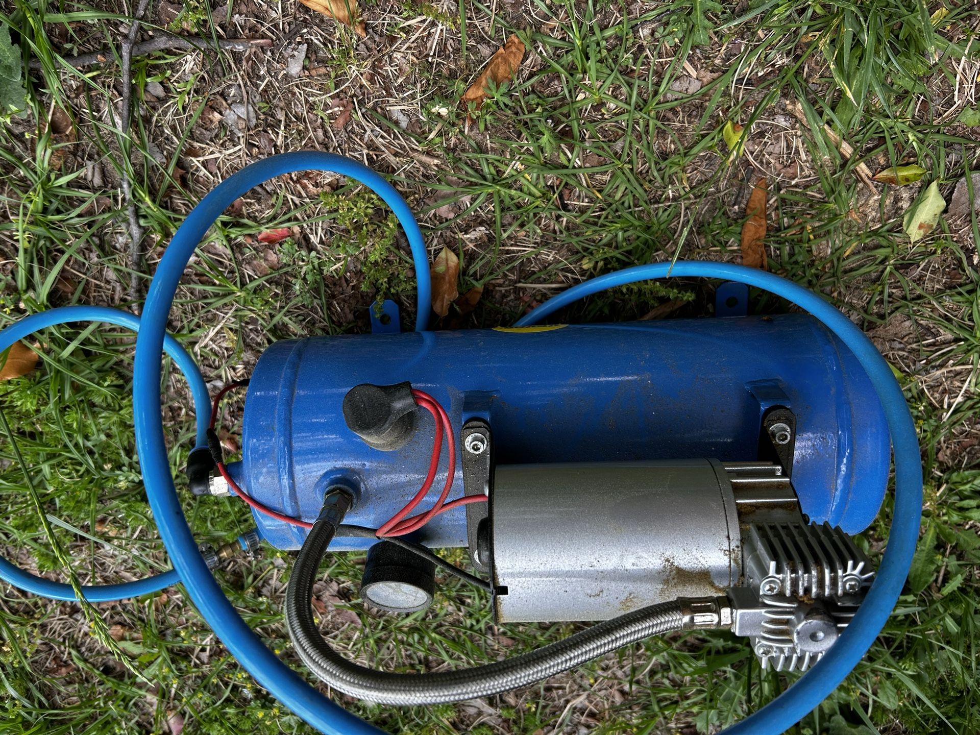 Small 12v Air Compressor