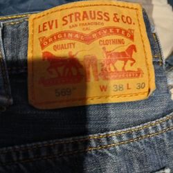 Levis 
