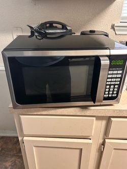Pre-owned microwaves in excellent working condition—fully tested and guaranteed.
