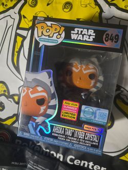 Funko Pop! Star Wars SDCC Exclusive Ahsoka Tano (Kyber Crystal) #849 LE 9500 not mint