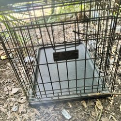 medium size metal dog crate 