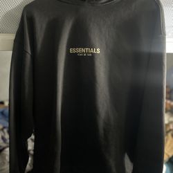 Essential hoodie