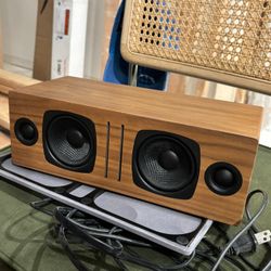 Audioengine B2 Bluetooth Speaker (Walnut)