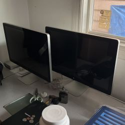 2 Apple Cinema Display 27 Inch