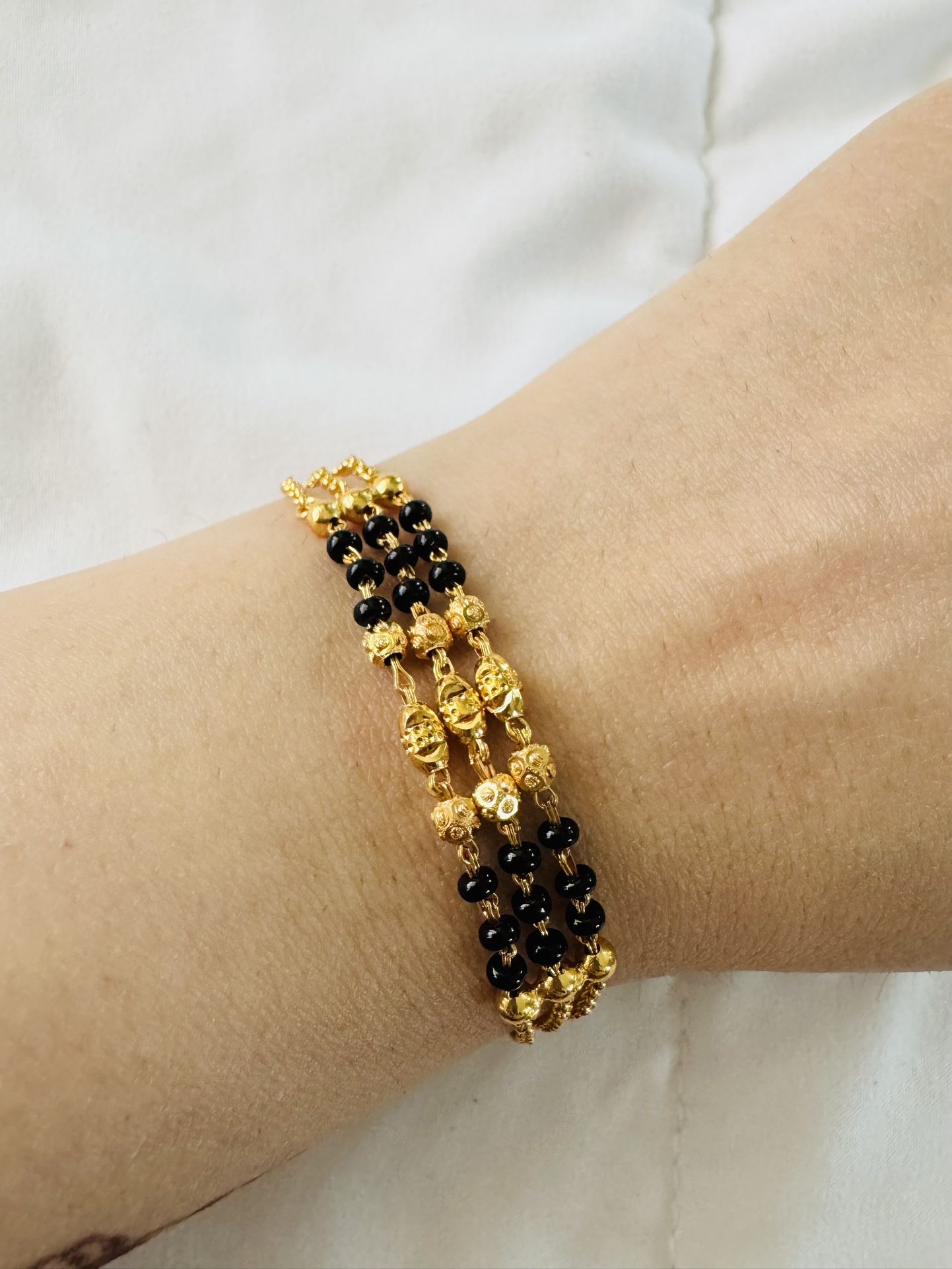 Hand Mangalsutra