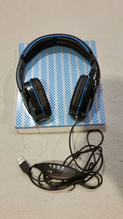 Gaming headphones(usb plug).