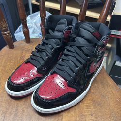 Air Jordan 1 Patent Bred