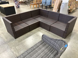 Contemporary Modular Brown Poly-Rattan Outdoor Patio Sectional