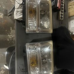 Ford F-350 Headlights