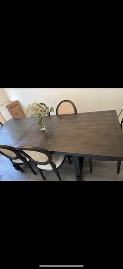 Beautiful, Solid Wood, Black Dining Table 