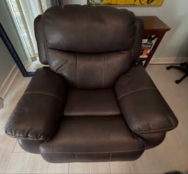 La-Z-Boy Rocker Recliner – Dark Brown Leather, Excellent