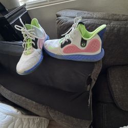 Nike Unisex Kd Trey 5 VII Basketball Sneakers Sz 7YLow White Lime Royal Athletic