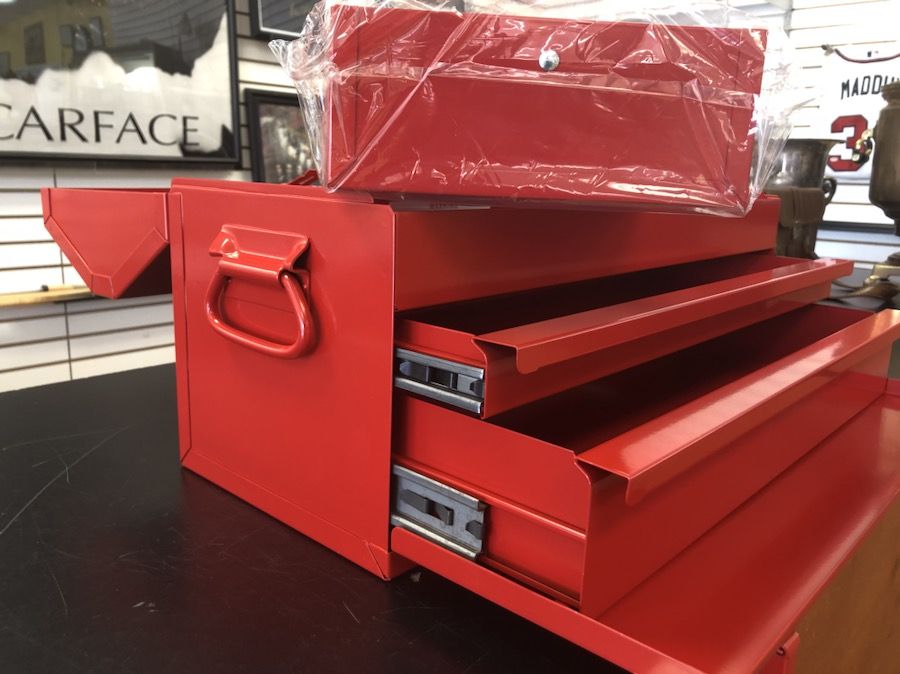 Brand New Snap on 2 Drawers Metal Tool Box with Removable Tote Tray KRA21G for Sale in Skokie IL OfferUp