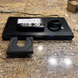 Panasonic DVD-S53 DVD CD Player HDMI with Remote 