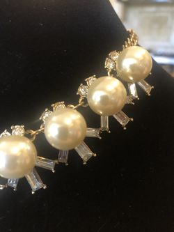 Necklace or choker