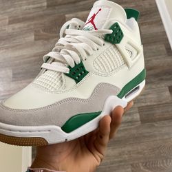 Jordan 4s SB Pine Green $420