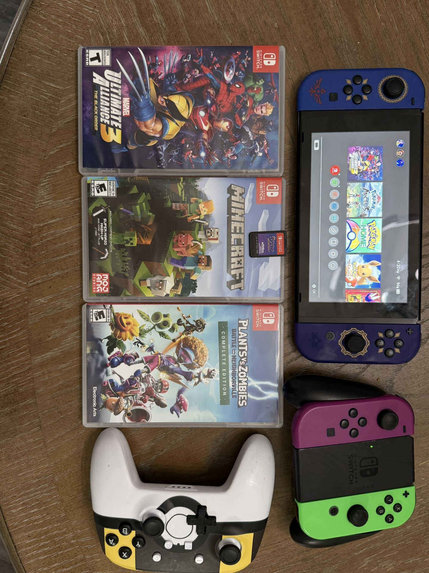 Nintendo switch / Plus Xtra Remote And Games