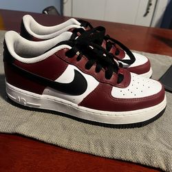 Nike Air Force 1 Low “Team Red/Black” 6 Youth