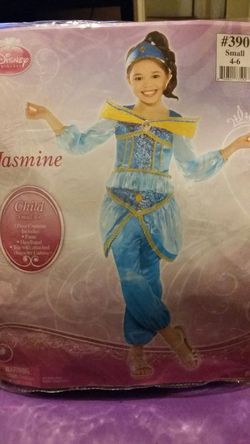 Costume