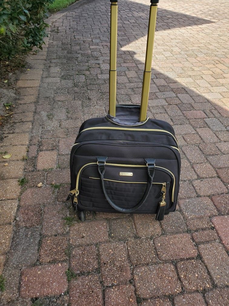 Steve Madden Travel Bag Roller Carry On