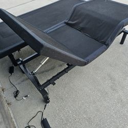 California/king Adjustable Frame With Massage