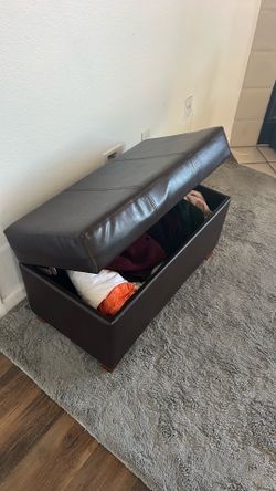 Ottoman/leg restwith storage