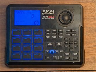 Akai xr-20 beat production center